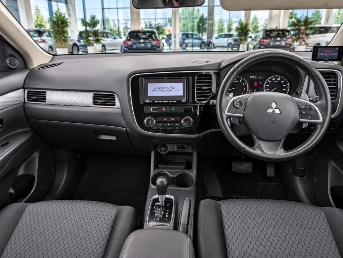 2012 Mitsubishi Outlander PHEV