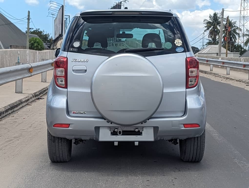 2006 Toyota RUSH