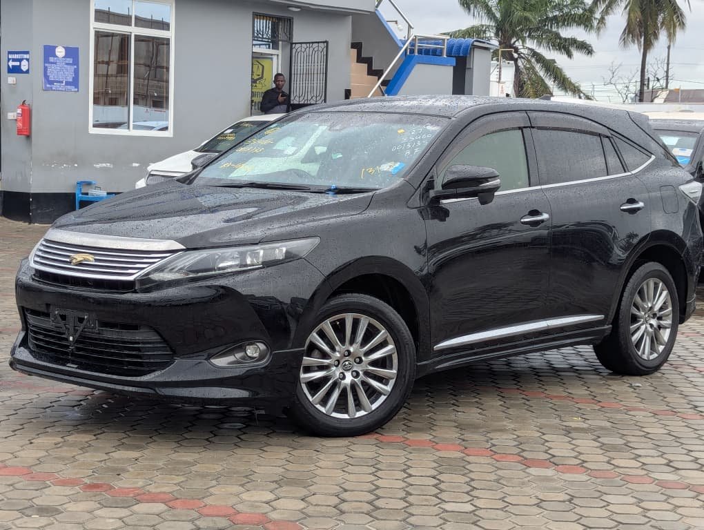 2014 Toyota HARRIER Petrol