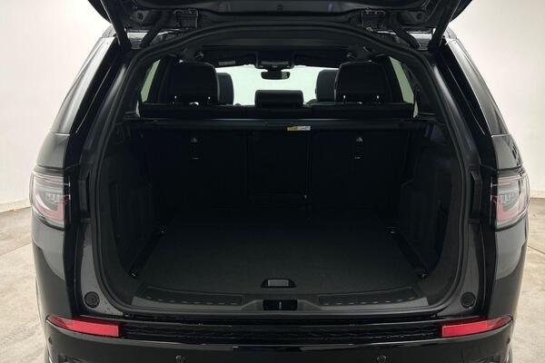 2026 Land Rover Discovery Sport