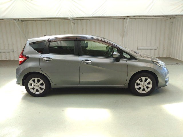 2017 Nissan NOTE