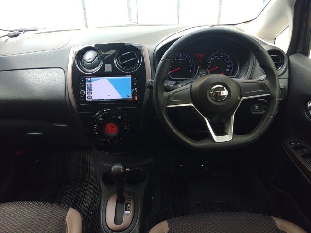 2017 Nissan NOTE
