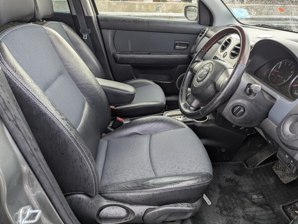 2008 Mazda Verisa