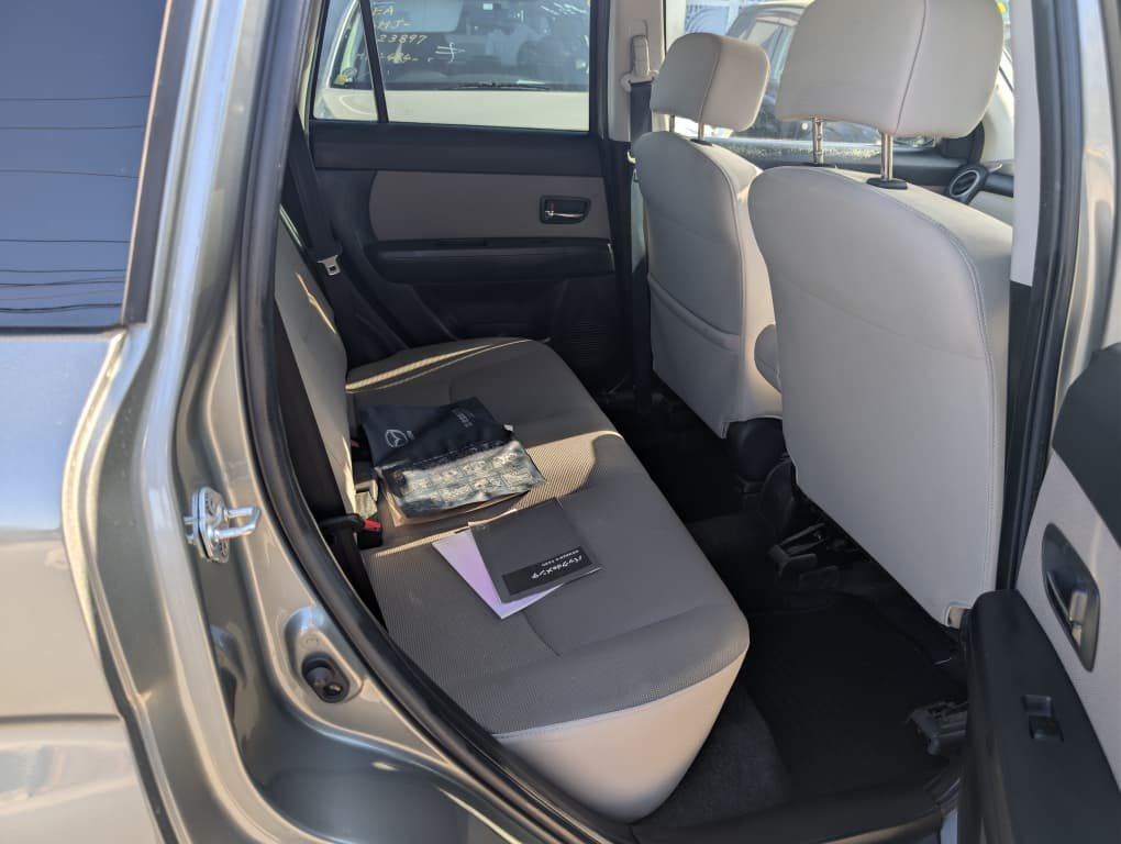 2005 Mazda Verisa