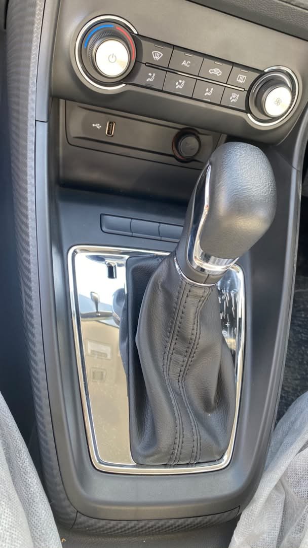 2025 MG MG5