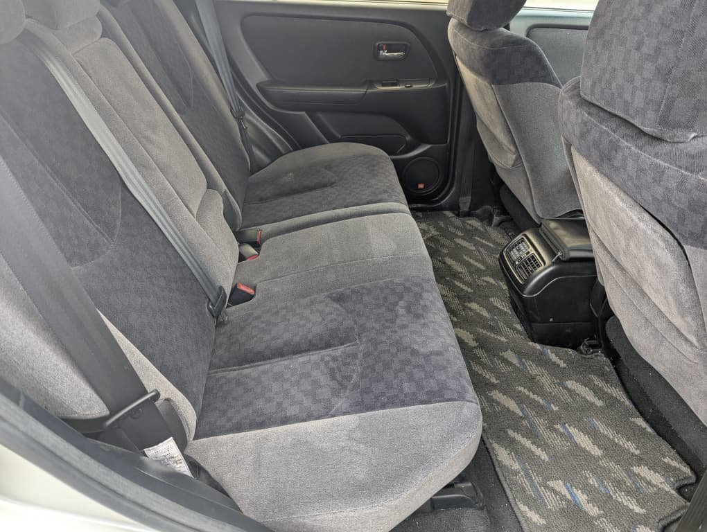 2001 Toyota HARRIER