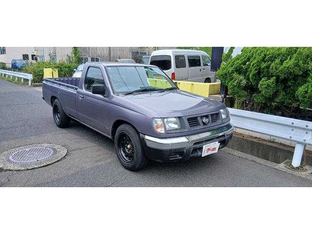 2000 Nissan DATSUN TRUCK Petrol