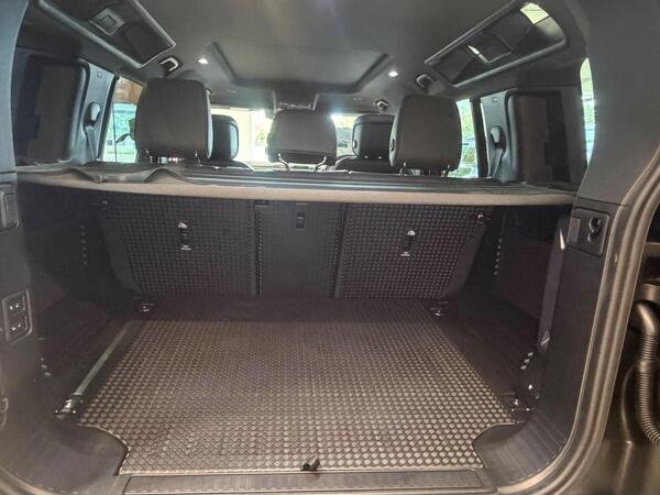 2026 Land Rover Defender
