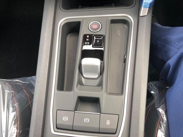 2026 SEAT Leon
